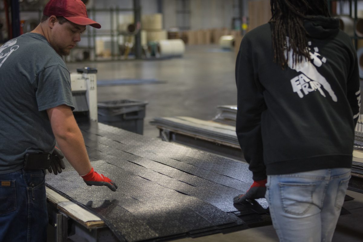 Metal panels being cut to length at Jab-O Metals